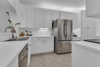 10710 NW 66th St #104, Doral, FL 33178 - Photo 23