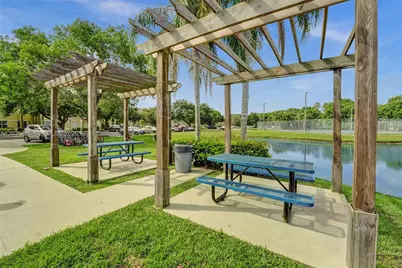 663 Vista Isles Dr #1711, Sunrise, FL 33325 - Photo 29