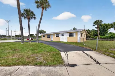 560 W 34th St, Riviera Beach, FL 33404 - Photo 37