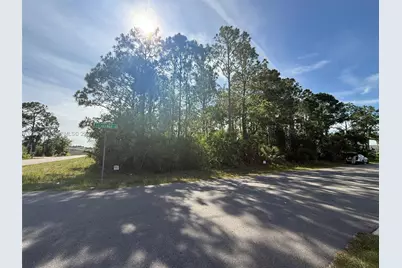 202 Jacaranda Ave NW, Palm Bay, FL 32907 - Photo 3