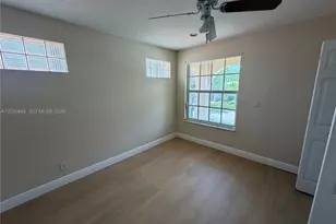 11927 NW 47th St, Coral Springs, FL 33076 - Photo 9