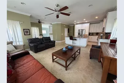 11927 NW 47th St, Coral Springs, FL 33076 - Photo 5