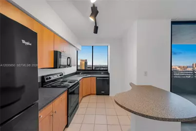 1330 West Ave #3009, Miami Beach, FL 33139 - Photo 15