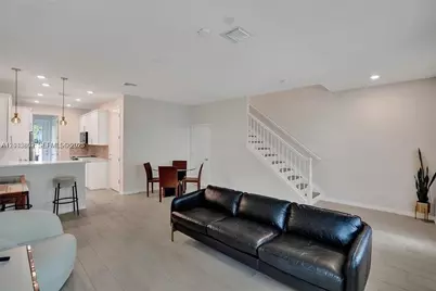 5140 Eucalyptus Dr #5, Hollywood, FL 33021 - Photo 1