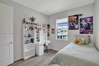 5140 Eucalyptus Dr #5, Hollywood, FL 33021 - Photo 13