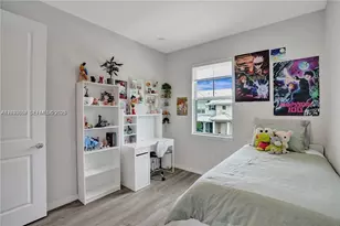 5140 Eucalyptus Dr, Hollywood, FL 33021 - Photo 13