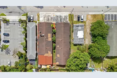 129-131 SE 5th St, Hallandale Beach, FL 33009 - Photo 21