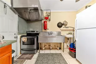129 -131 SE 5th St, Hallandale Beach, FL 33009 - Photo 49