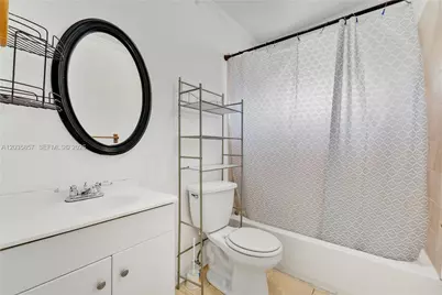 129-131 SE 5th St, Hallandale Beach, FL 33009 - Photo 47