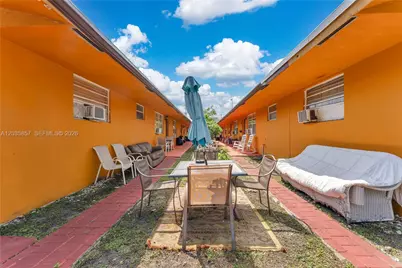 129-131 SE 5th St, Hallandale Beach, FL 33009 - Photo 53