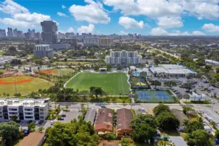 129 -131 SE 5th St, Hallandale Beach, FL 33009 - Photo 23