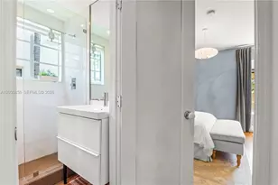 1570 Meridian Ave, Miami Beach, FL 33139 - Photo 25