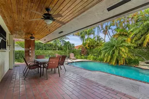 320 NW 136th Ave, Miami, FL 33182 - Photo 39