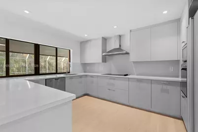 5254 NW 94th Doral Pl, Doral, FL 33178 - Photo 5