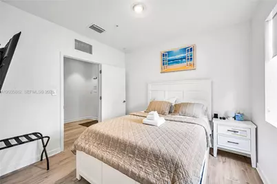 171 NW 158th St #1, Miami, FL 33169 - Photo 49