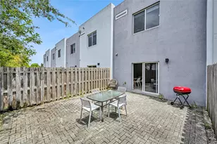 171 NW 158th St, Miami, FL 33169 - Photo 33