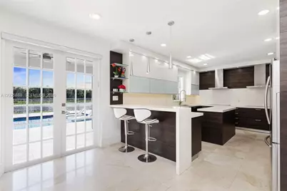 2505 Hunters Run Way, Weston, FL 33327 - Photo 13