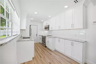 335 NE 12th Ave, Boynton Beach, FL 33435 - Photo 9