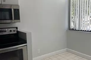 1619 NW 81st Way, Plantation, FL 33322 - Photo 13