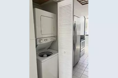1619 NW 81st Way #1619, Plantation, FL 33322 - Photo 11