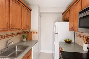 2148 Sherwood Forest Blvd, West Palm Beach, FL 33415 - Photo 13