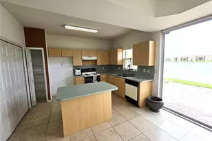11437 NW 62nd Terrace, Doral, FL 33178 - Photo 5