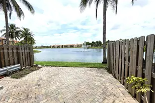 11437 NW 62nd Terrace, Doral, FL 33178 - Photo 9