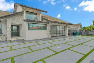 13330 SW 5th St, Miami, FL 33184 - Photo 3