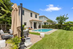 612 NE 193rd St, Miami, FL 33179 - Photo 7