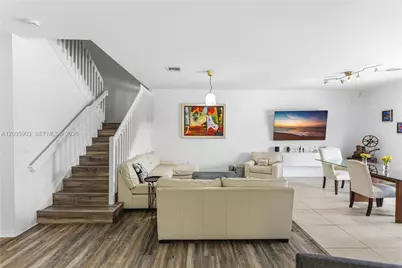 612 NE 193rd St, Miami, FL 33179 - Photo 41