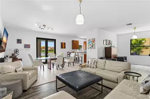 612 NE 193rd St, Miami, FL 33179 - Photo 49