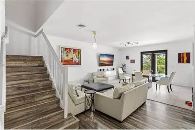 612 NE 193rd St, Miami, FL 33179 - Photo 43