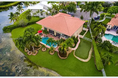 1333 SW 175th Way, Pembroke Pines, FL 33029 - Photo 3