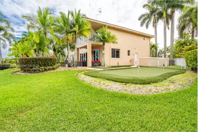 1333 SW 175th Way, Pembroke Pines, FL 33029 - Photo 5