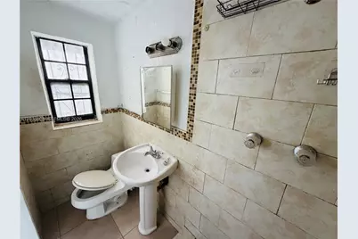 1550 E 10th Ave, Hialeah, FL 33010 - Photo 15