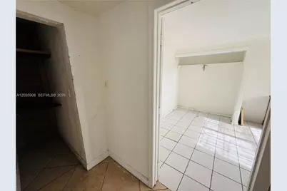1550 E 10th Ave, Hialeah, FL 33010 - Photo 13