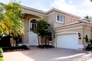 3944 194th Trl, Sunny Isles Beach, FL 33160 - Photo 1