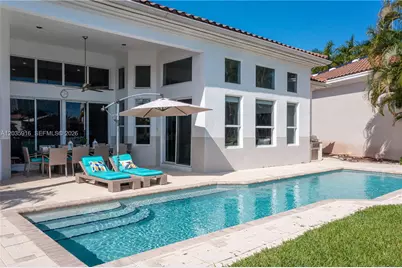 954 Sanibel Dr #954, Hollywood, FL 33019 - Photo 5