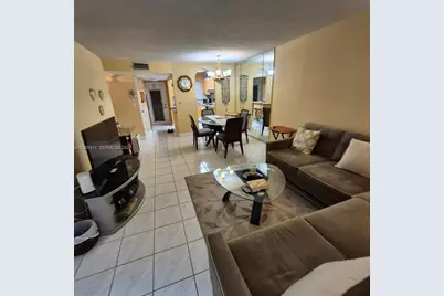 8460 Sunrise Lakes Blvd #210, Sunrise, FL 33322 - Photo 1
