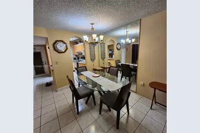 8460 Sunrise Lakes Blvd #210, Sunrise, FL 33322 - Photo 13