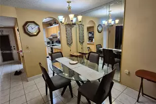 8460 Sunrise Lakes Blvd, Sunrise, FL 33322 - Photo 13