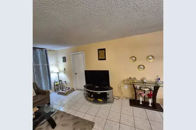 8460 Sunrise Lakes Blvd #210, Sunrise, FL 33322 - Photo 19
