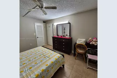 8460 Sunrise Lakes Blvd #210, Sunrise, FL 33322 - Photo 15