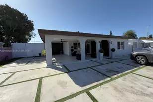 224 E 42nd St, Hialeah, FL 33013 - Photo 11