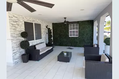 224 E 42nd St, Hialeah, FL 33013 - Photo 5