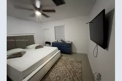 224 E 42nd St, Hialeah, FL 33013 - Photo 37