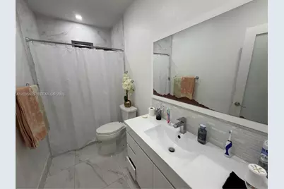 224 E 42nd St, Hialeah, FL 33013 - Photo 31
