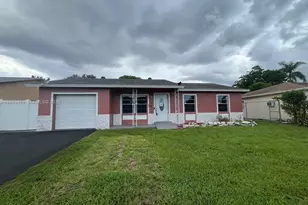 314 SW 79th Way, North Lauderdale, FL 33068 - Photo 1