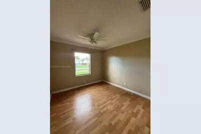 314 SW 79th Way, North Lauderdale, FL 33068 - Photo 5