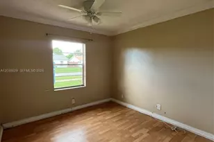 314 SW 79th Way, North Lauderdale, FL 33068 - Photo 5
